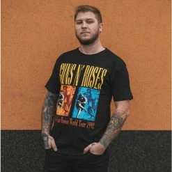 Men's T-shirt Guns N' Roses - UYI World Tour - BL - ROCK OFF -Cheap Gothic & Punk Shop DSC05082
